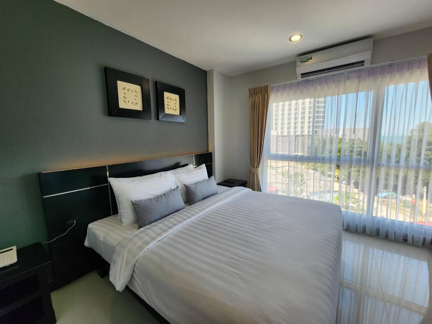 Lhc Hotel And Resort Pattaya Luaran gambar