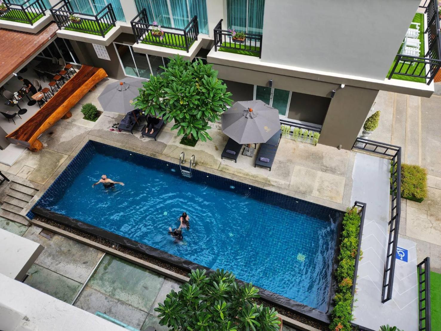 Lhc Hotel And Resort Pattaya Luaran gambar