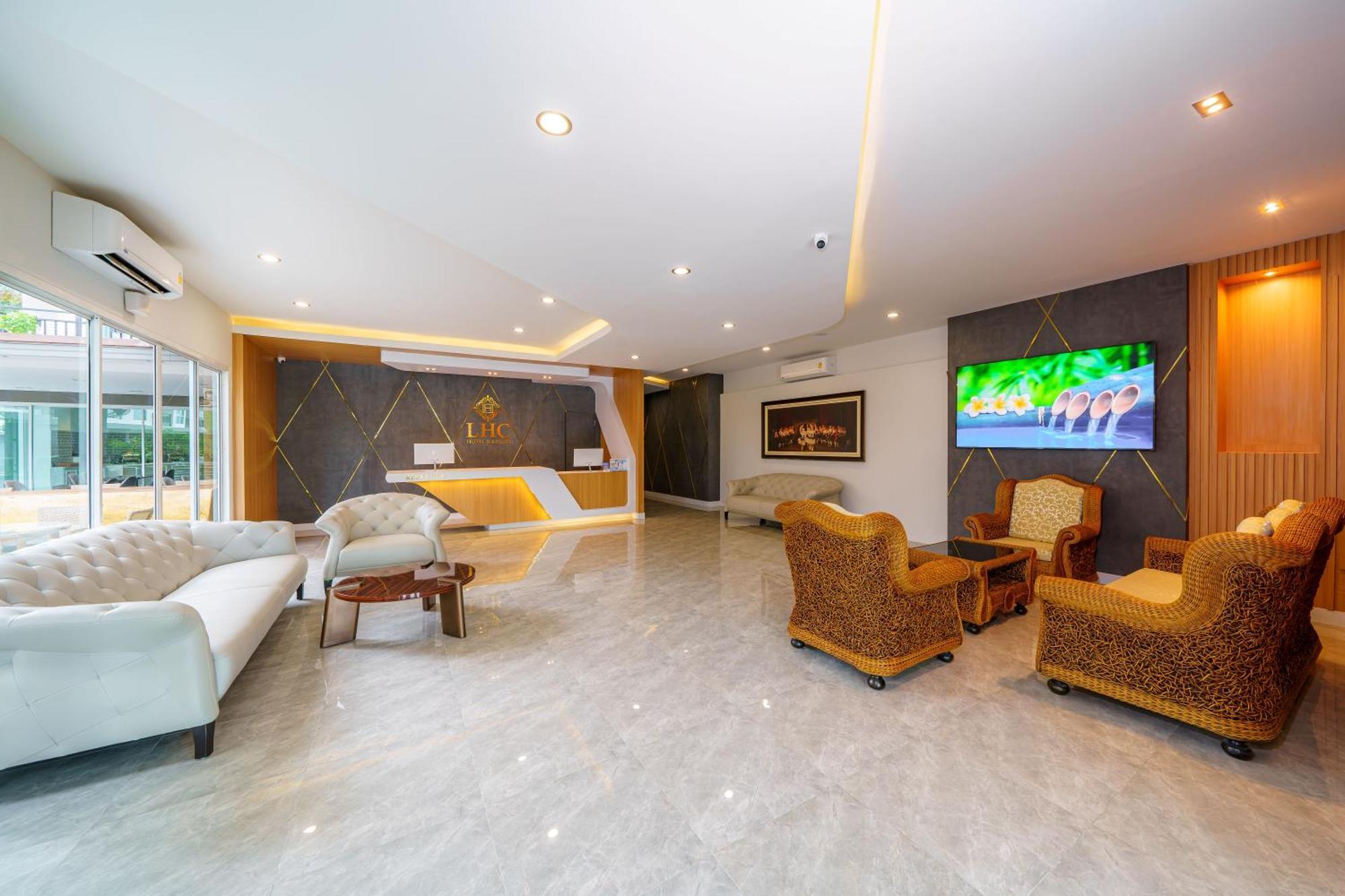 Lhc Hotel And Resort Pattaya Luaran gambar